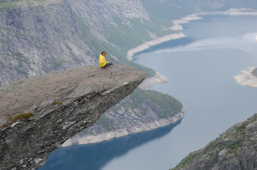 Trolltunga Studios Odda Exteriör bild