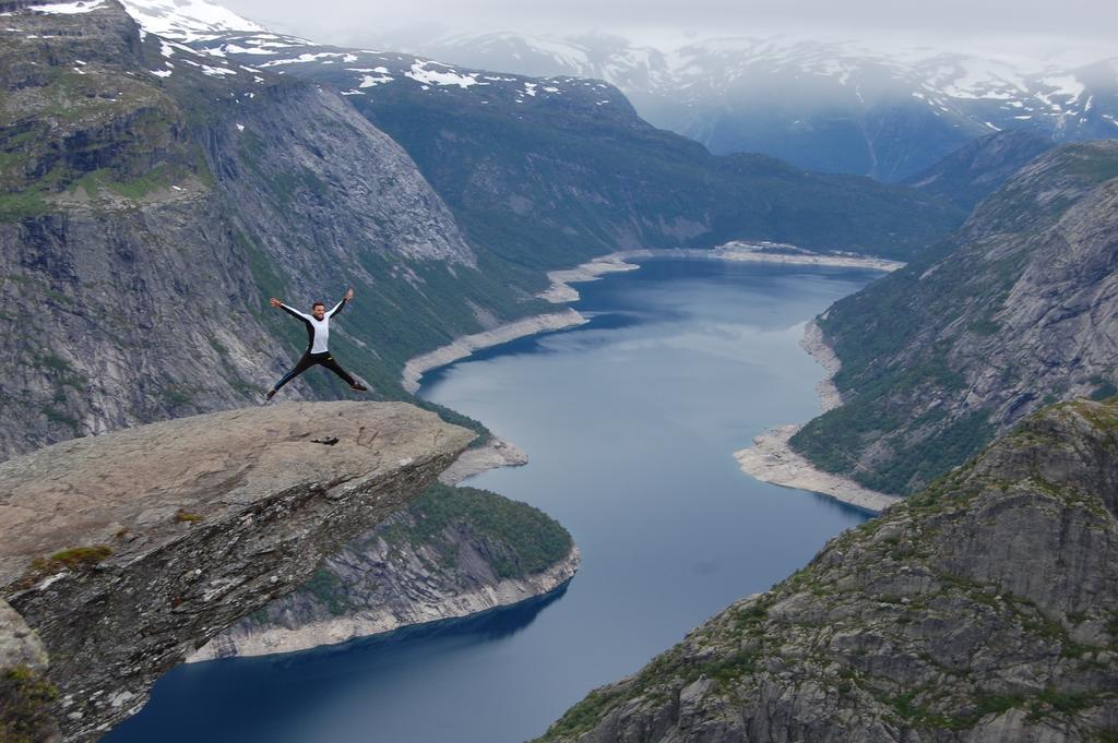 Trolltunga Studios Odda Exteriör bild